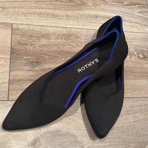 Rothy ‘The Point’ solid black flats